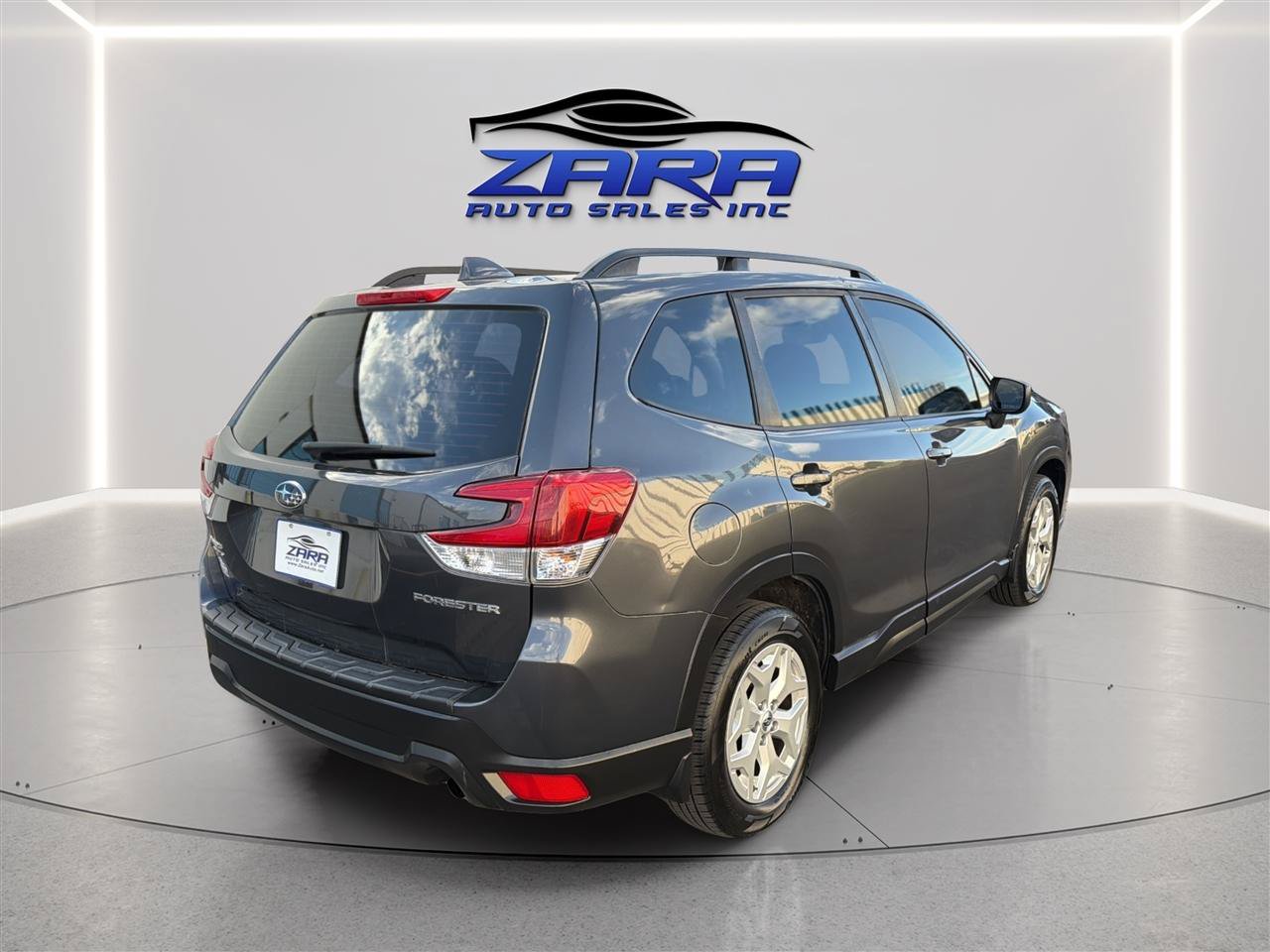 Used 2020 Subaru Forester AWD/4WD image 7