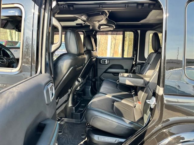 Used 2024 Jeep Wrangler Unlimited Rubicon 4xe image 21