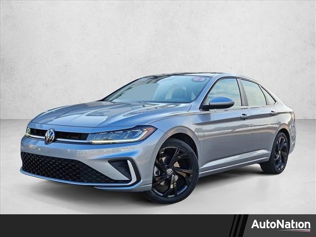 Used 2025 Volkswagen Jetta SE image 1