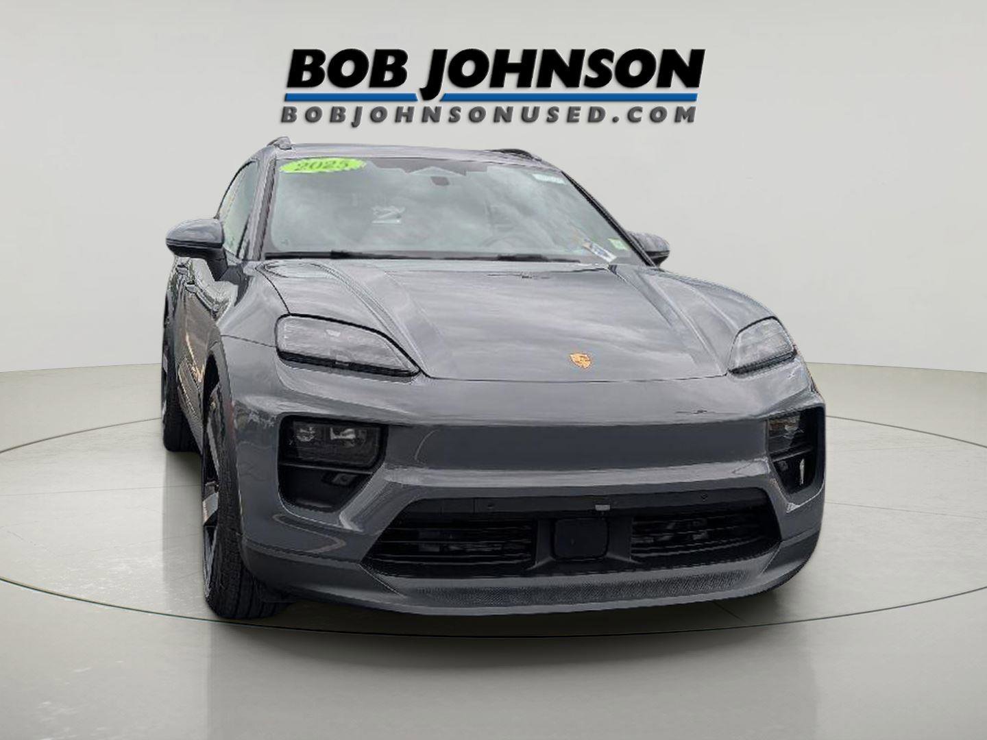 Used 2025 Porsche Macan 4 Electric AWD/4WD image 1
