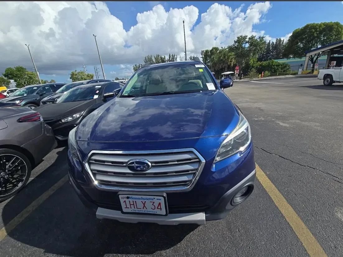 Used 2015 Subaru Outback 2.5i Limited AWD/4WD image 12