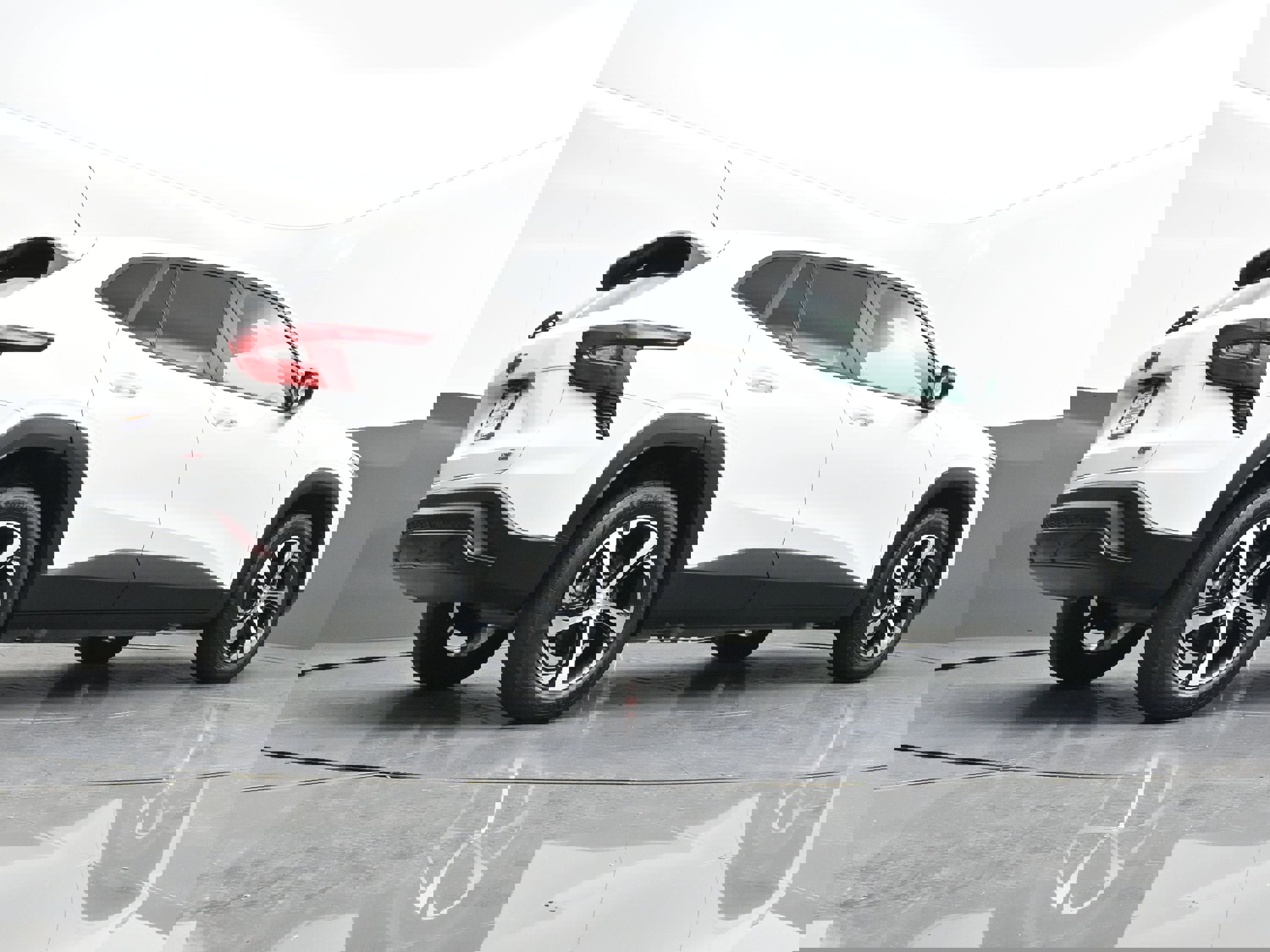 Certified 2024 Chevrolet Trax RS w/ Driver Confidence Package image 37