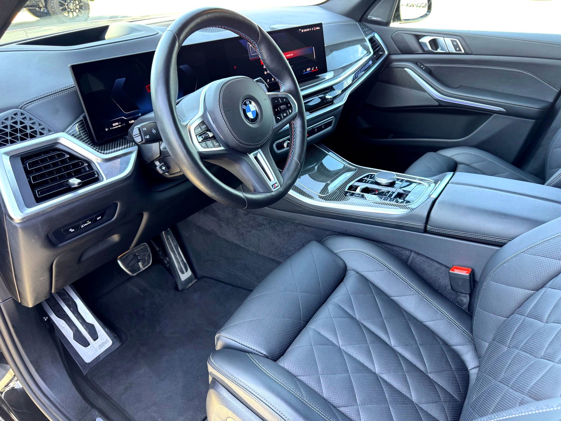 Used 2026 BMW X5 M60i image 12