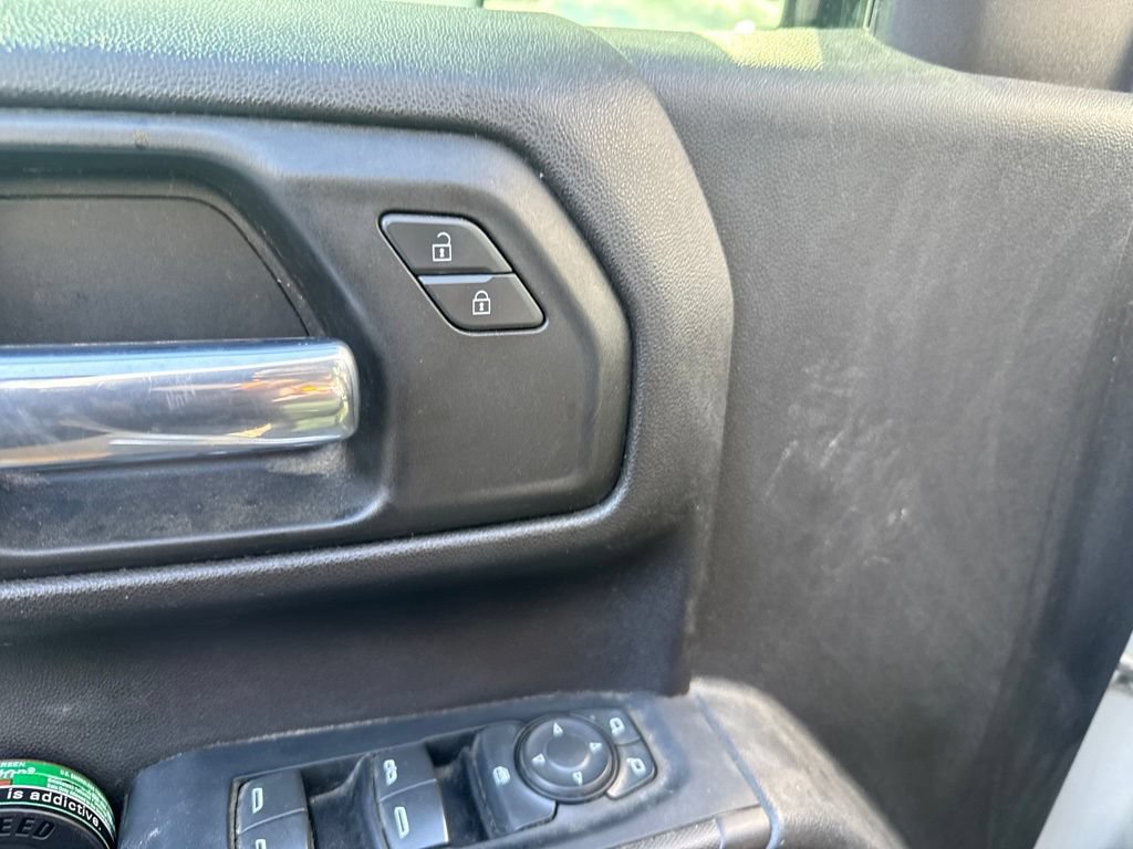 Used 2022 Chevrolet Silverado 1500 Custom AWD/4WD image 17