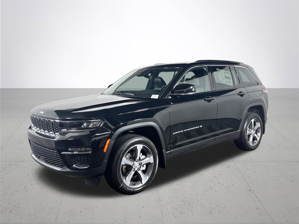 New 2025 Jeep Grand Cherokee Limited w/ MOPAR Finishing Package AWD/4WD image 2