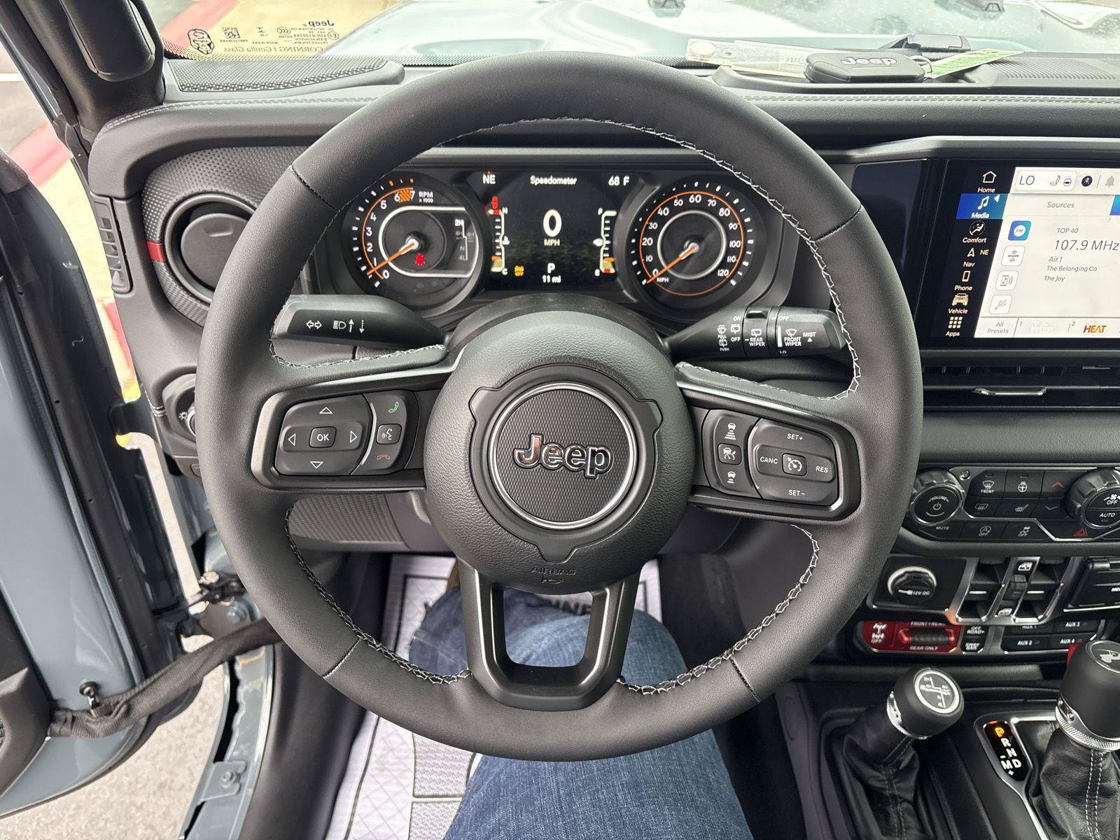 New 2026 Jeep Wrangler Unlimited Rubicon AWD/4WD image 16