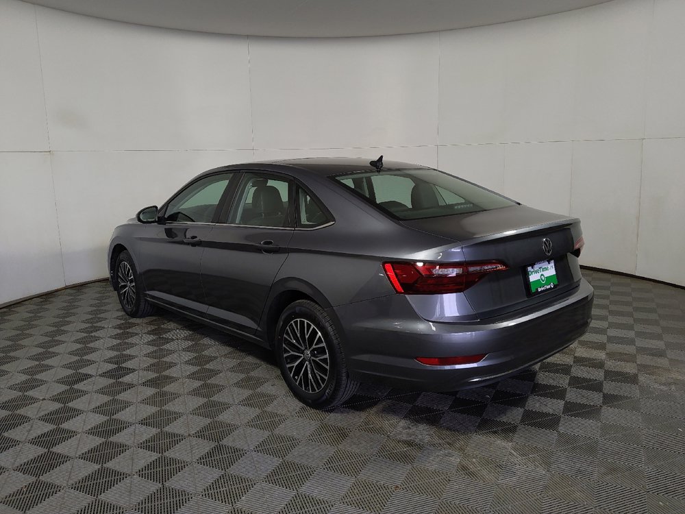 Used 2020 Volkswagen Jetta SE FWD image 3