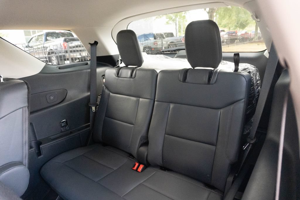 New 2026 Ford Explorer Active w/ Active Comfort Package AWD/4WD image 23