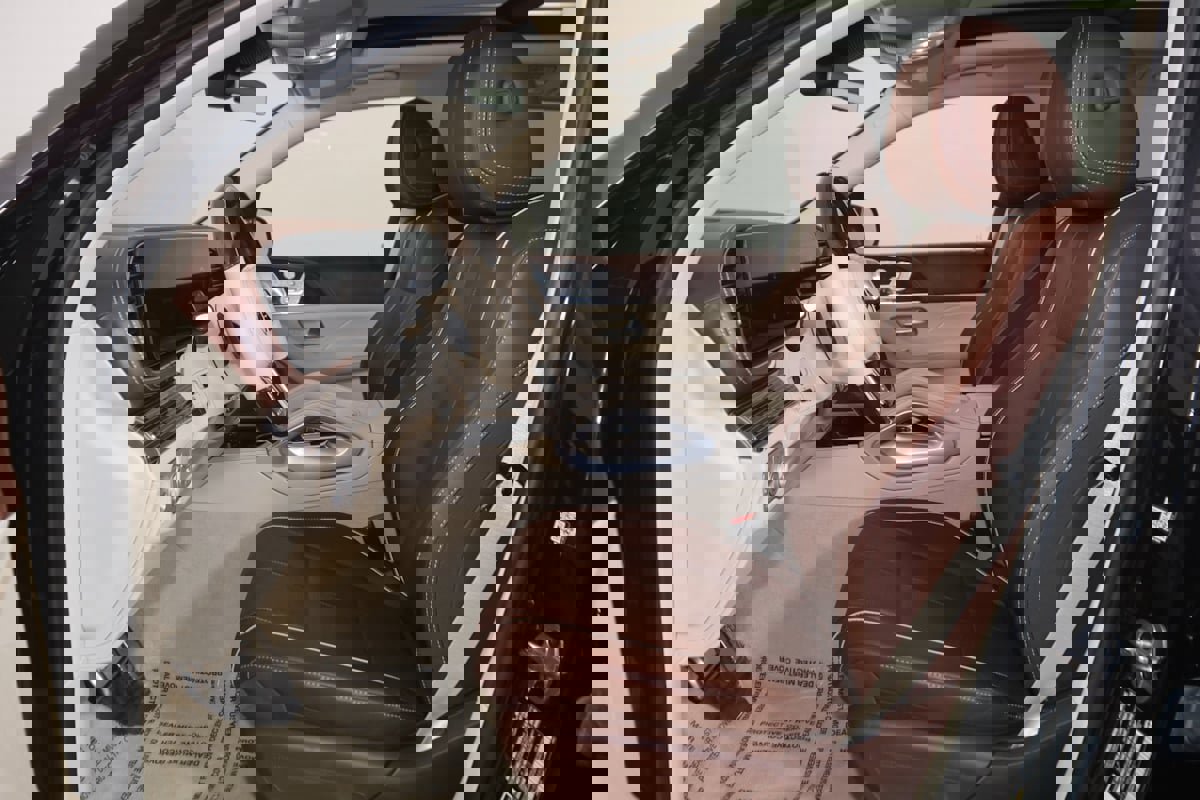 Used 2022 Mercedes-Benz Maybach GLS 600 4MATIC image 14