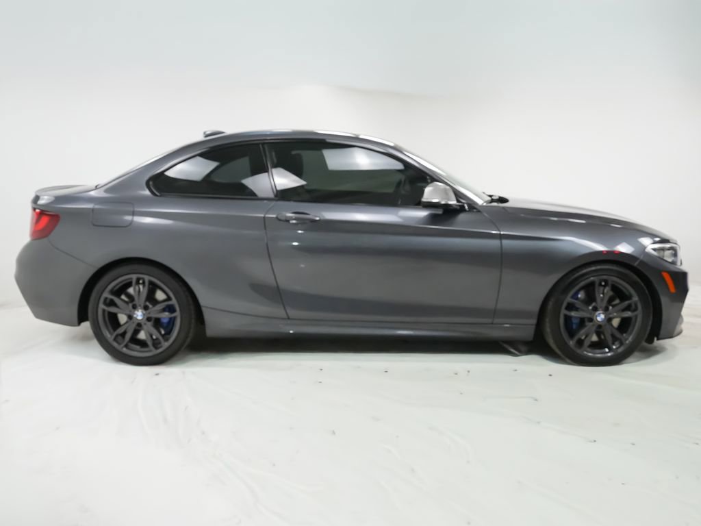 Used 2017 BMW M240i xDrive Coupe image 9