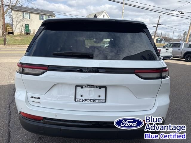 Used 2023 Jeep Grand Cherokee Altitude image 7