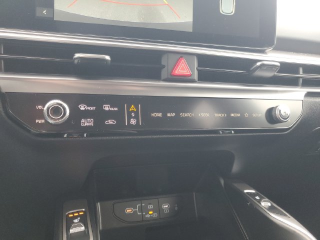 New 2026 Kia Sorento S FWD image 23