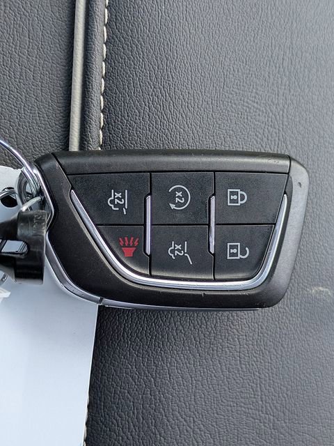 Certified 2024 Cadillac Escalade Sport w/ LPO, ONYX Package image 35