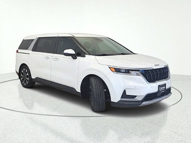 Used 2024 Kia Carnival EX FWD image 8