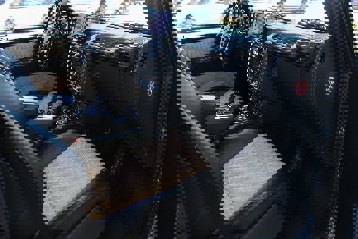 Used 2015 Mercedes-Benz G 63 AMG 4MATIC image 20