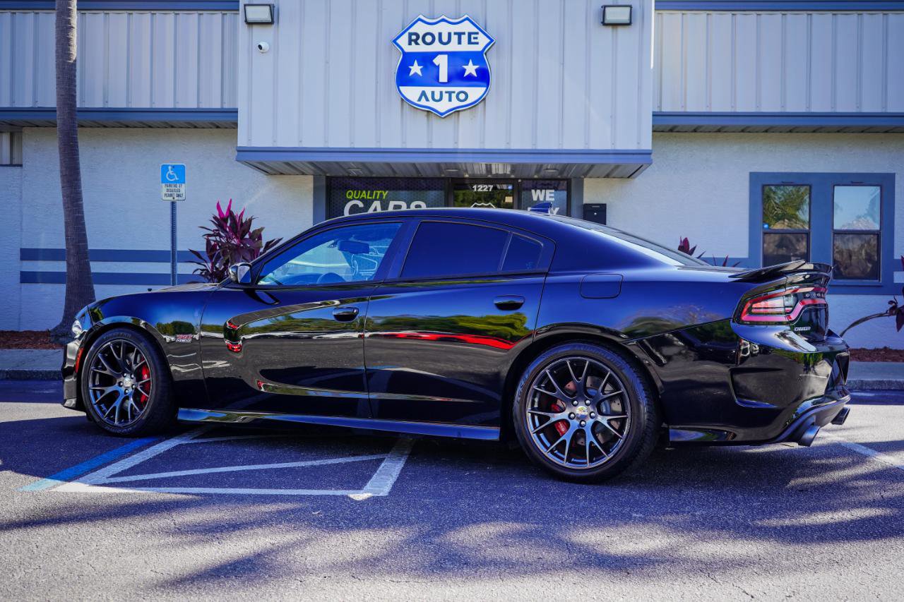Used 2016 Dodge Charger SRT w/ Harman/Kardon Audio Group RWD image 3