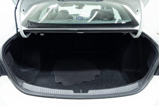 Used 2024 Chevrolet Malibu LT image 9