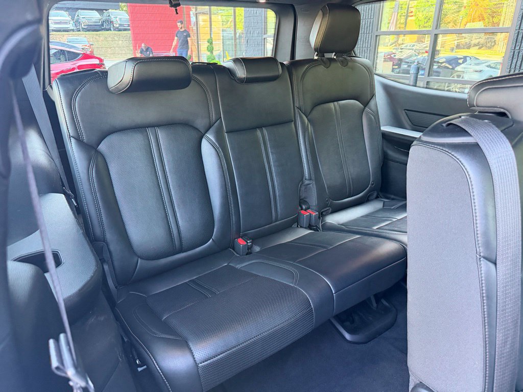 Used 2024 Jeep Wagoneer Series II w/ Flexible Seating Group AWD/4WD image 41
