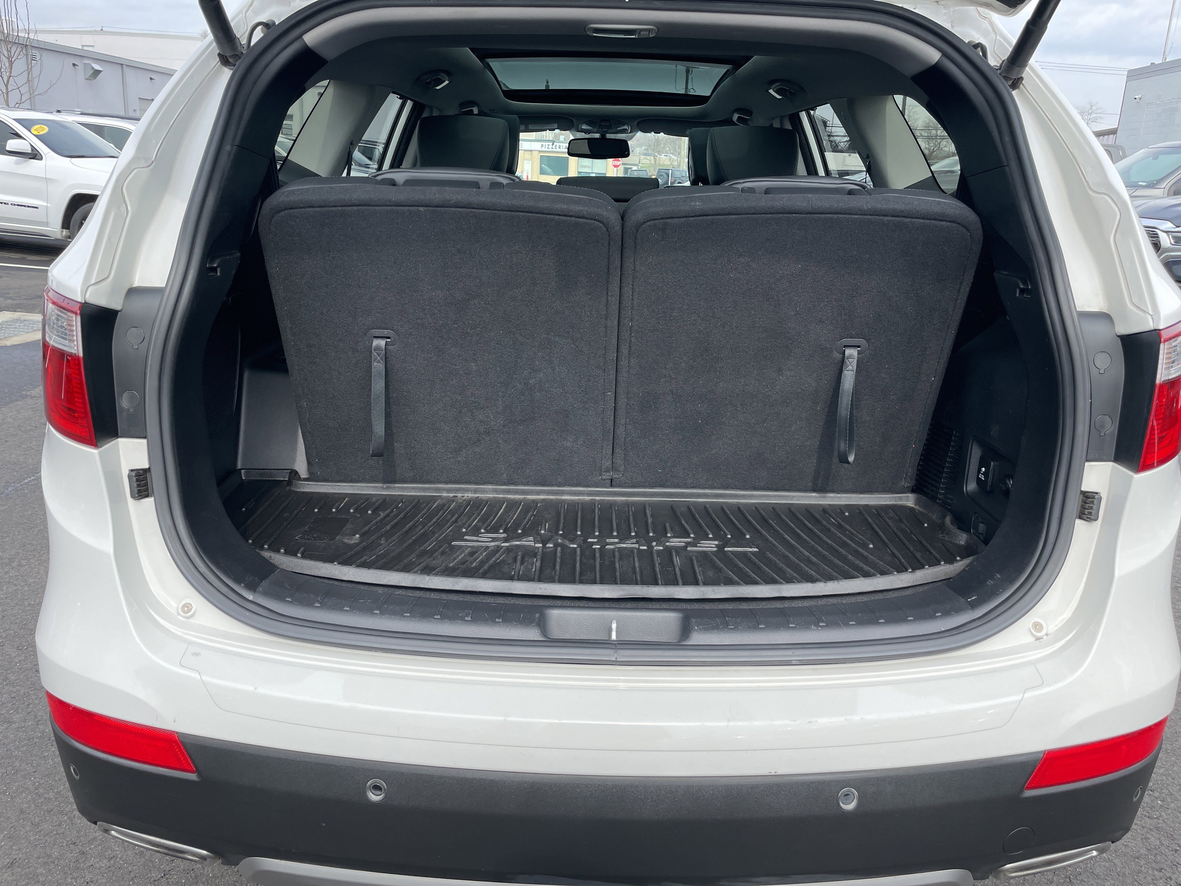 Used 2016 Hyundai Santa Fe SE w/ Option Group 03 image 24