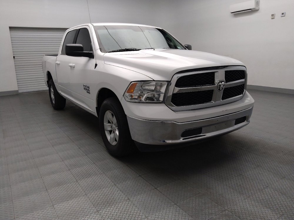 Used 2021 RAM 1500 Classic SLT image 13
