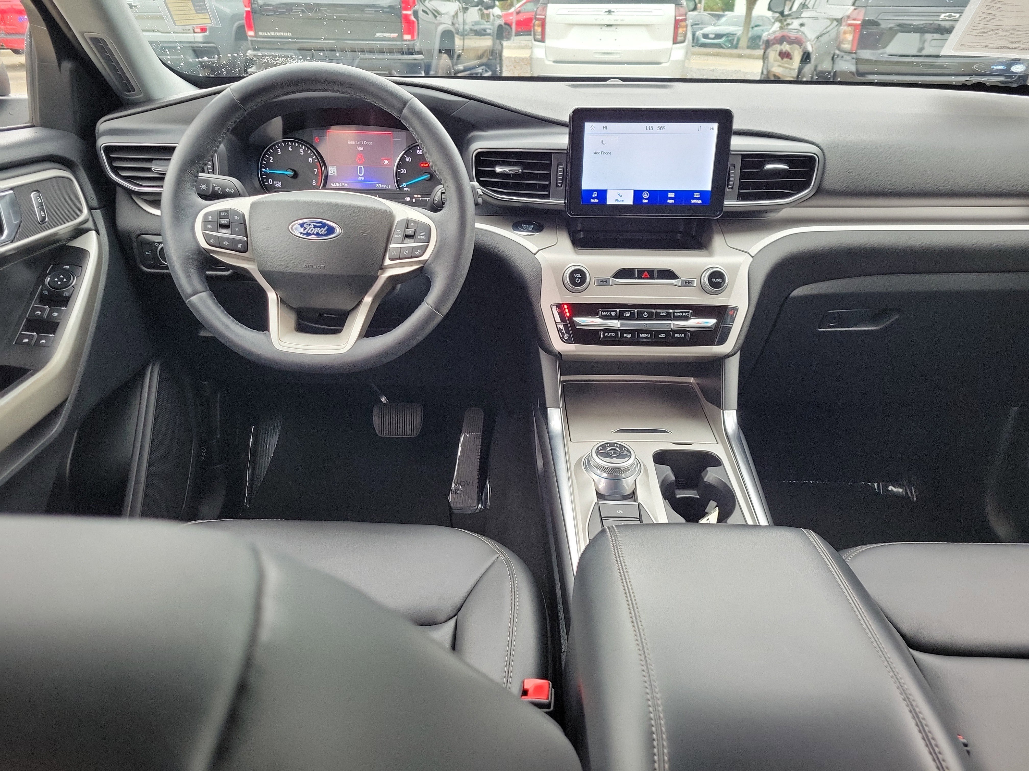 Used 2022 Ford Explorer XLT w/ Equipment Group 202A image 13