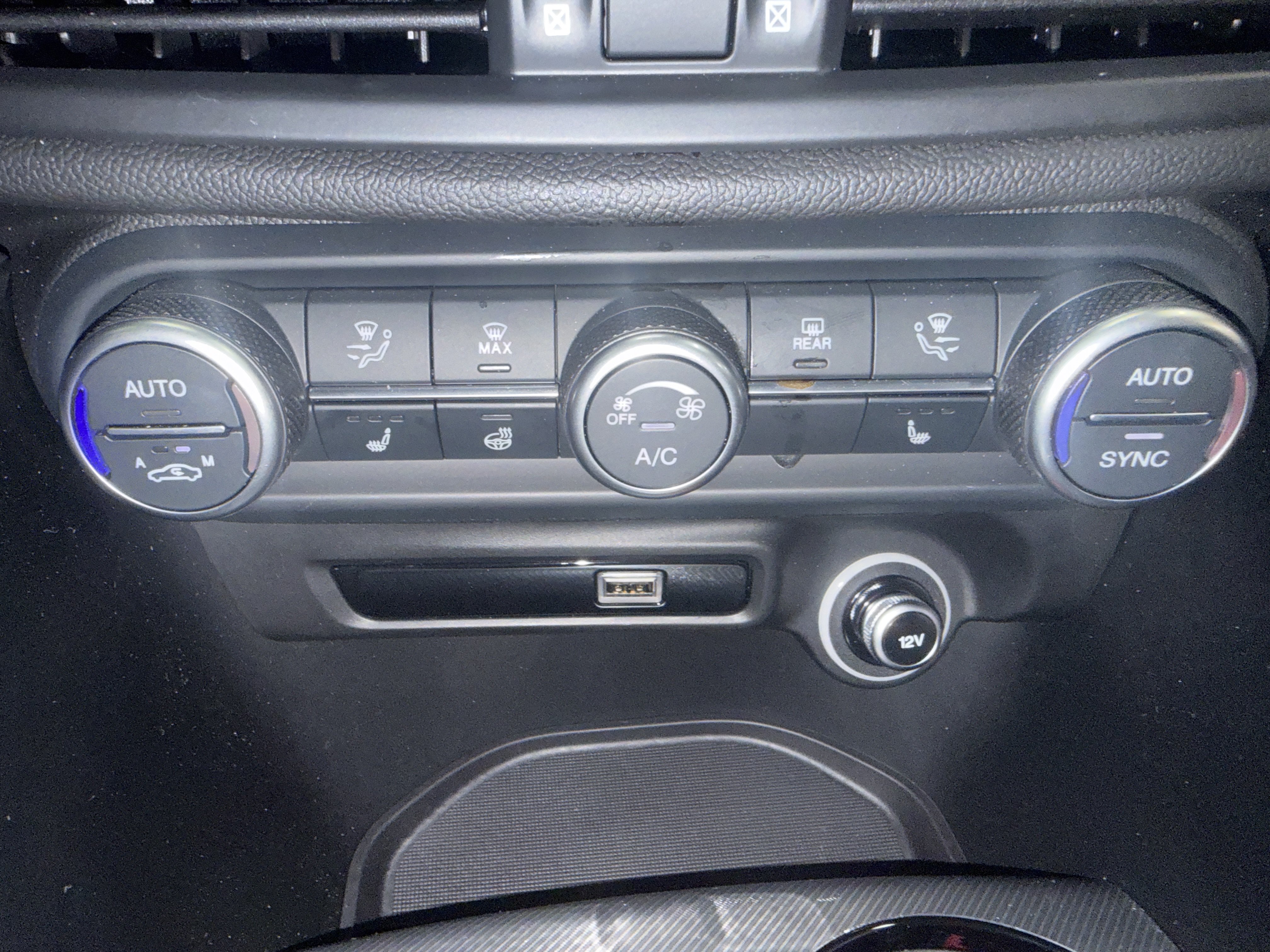 New 2026 Alfa Romeo Giulia AWD w/ Driving Assist Package image 16