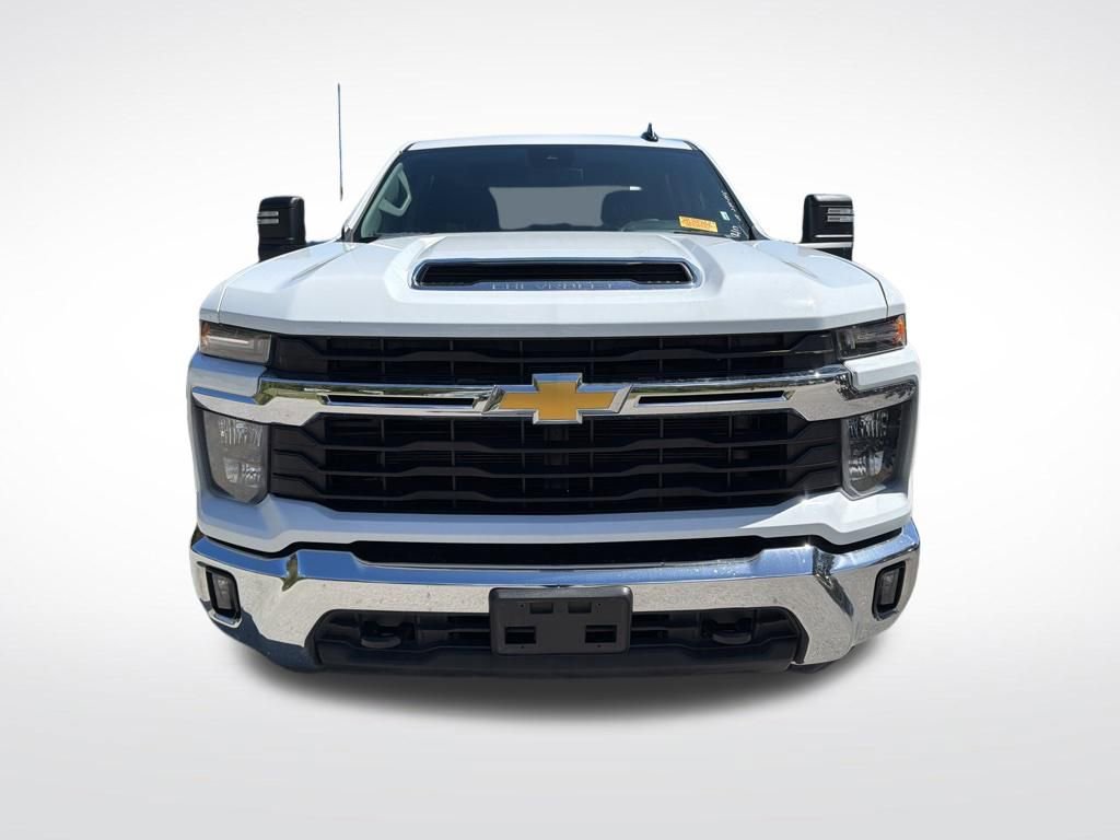 Used 2025 Chevrolet Silverado 2500 LT w/ Convenience Package image 2