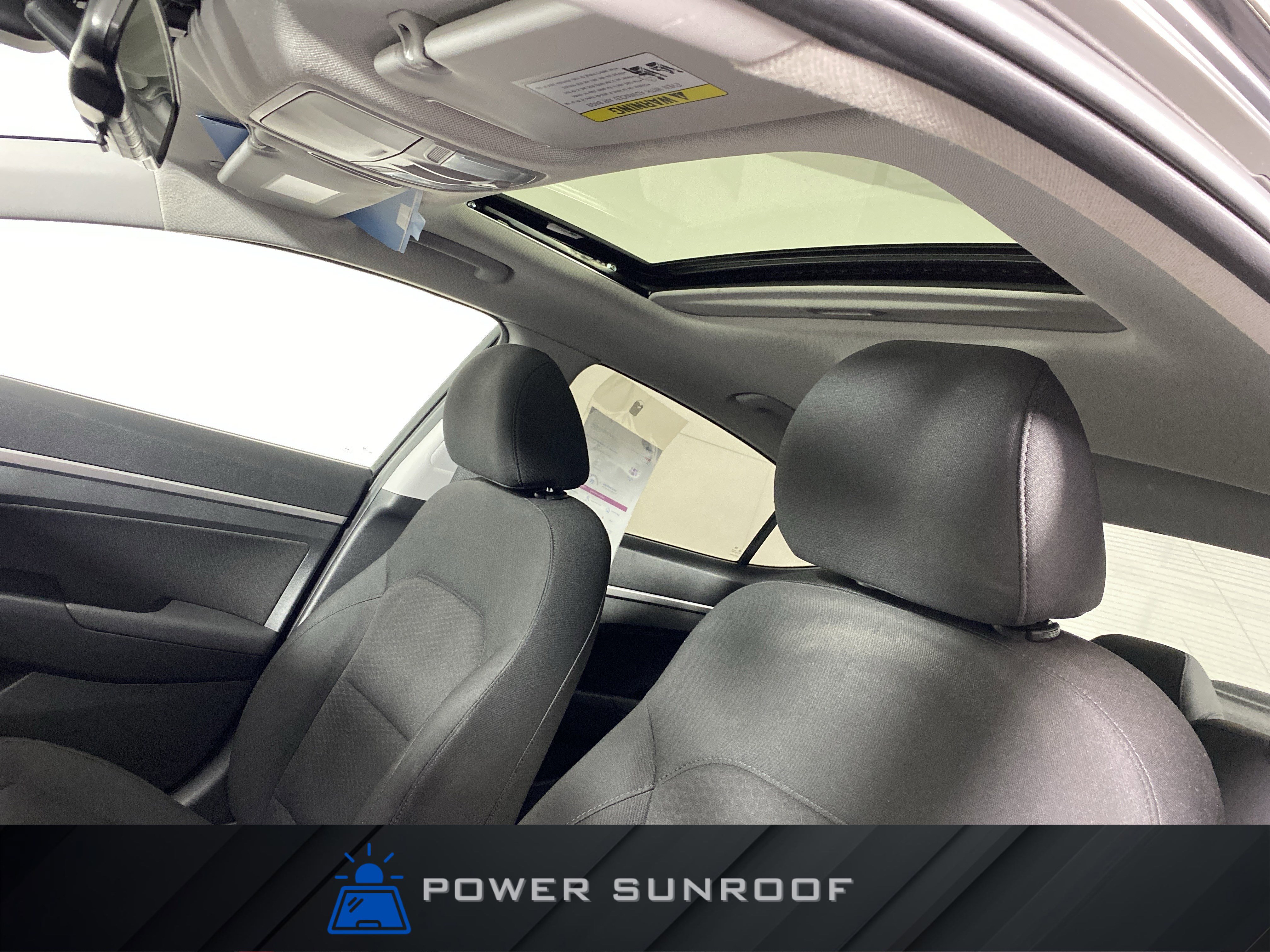 Used 2020 Hyundai Elantra Value Edition w/ Cargo Package (C1) image 2