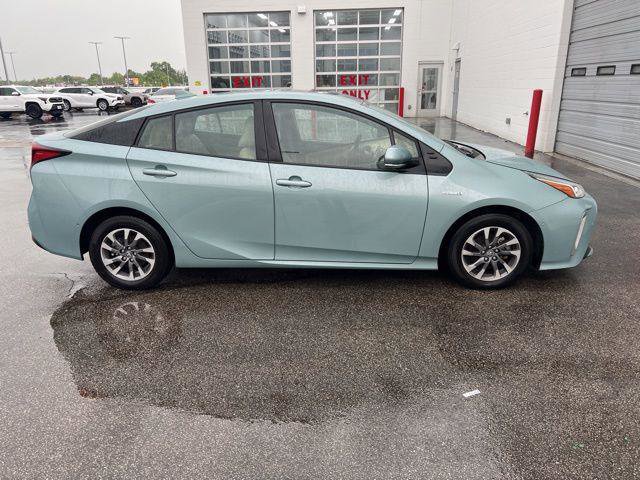 Certified 2022 Toyota Prius Limited w/ Premium Convenience Package FWD image 5