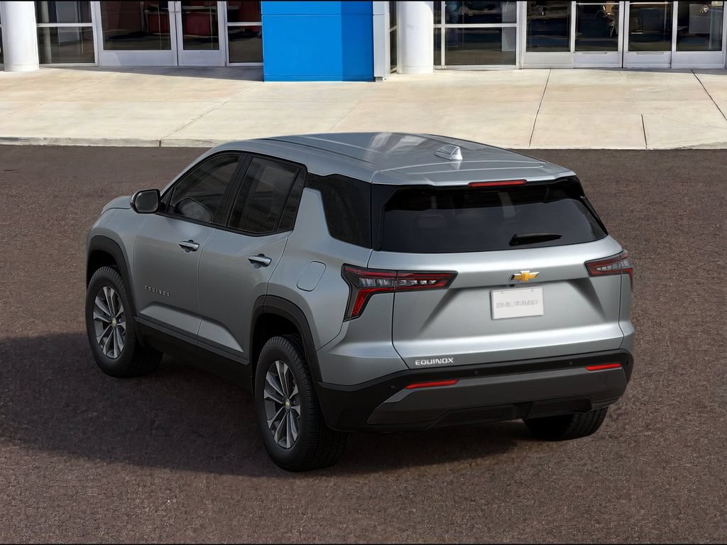 New 2026 Chevrolet Equinox LT w/ Safety and Technology Package FWD image 3
