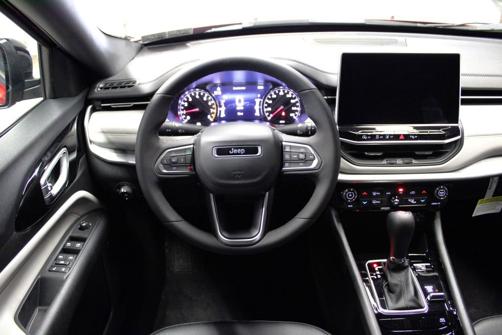 New 2026 Jeep Compass Limited image 11