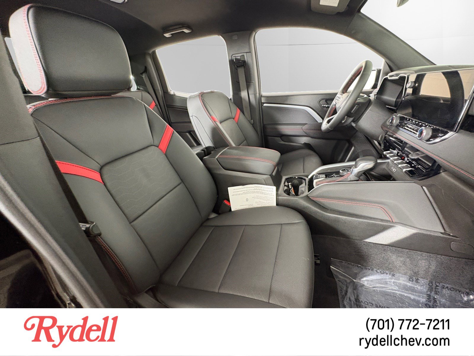 Used 2025 Chevrolet Colorado Z71 w/ Technology Package image 17