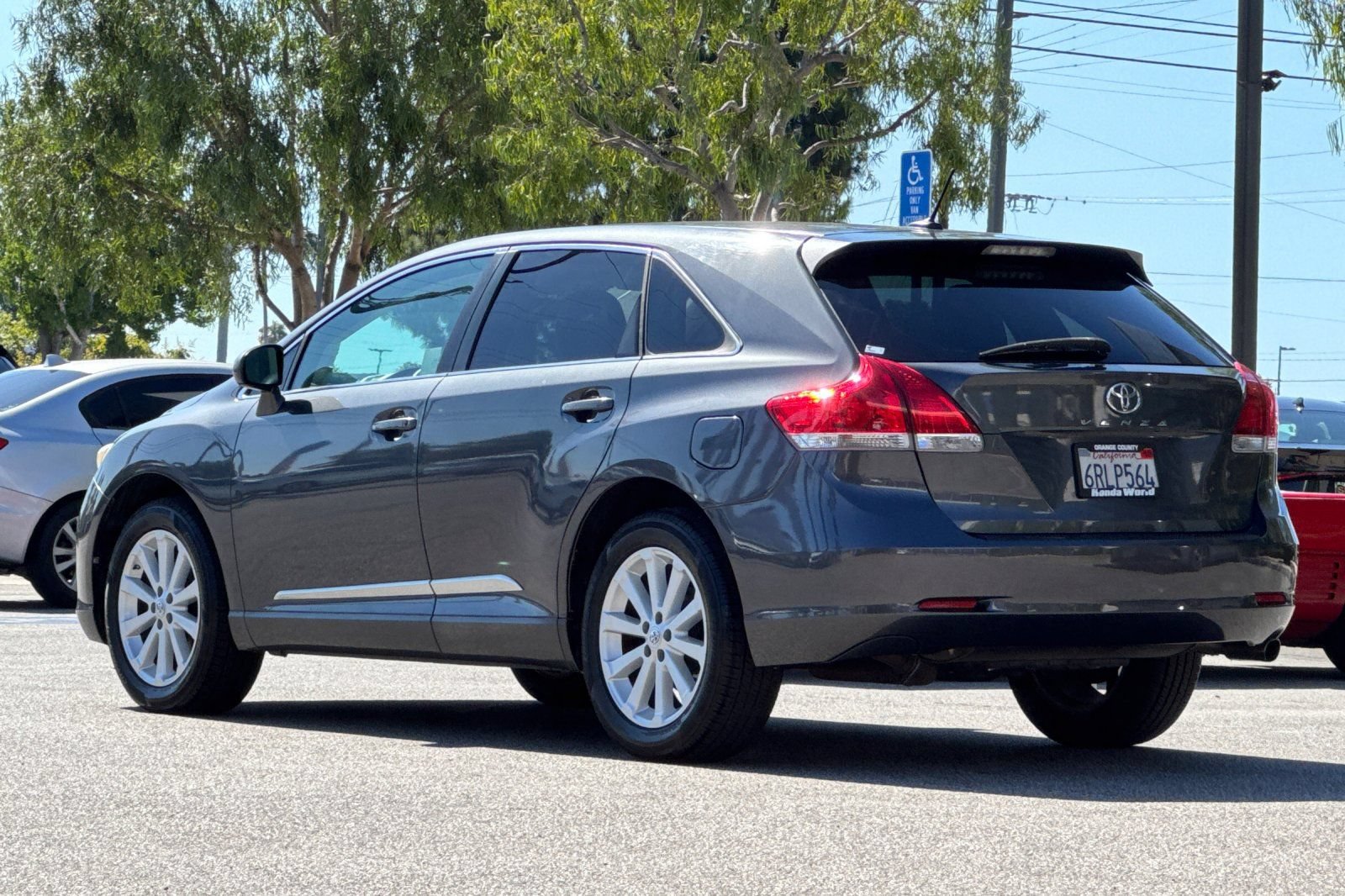 Used 2011 Toyota Venza FWD image 6