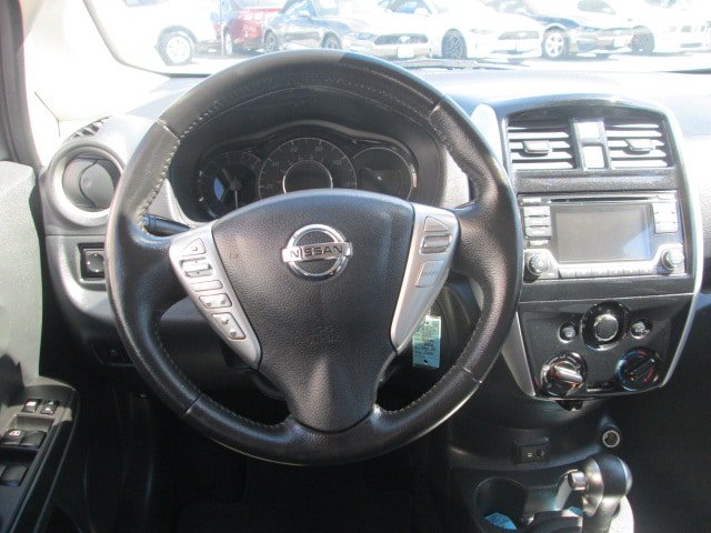 Used 2017 Nissan Versa Note SV FWD image 14