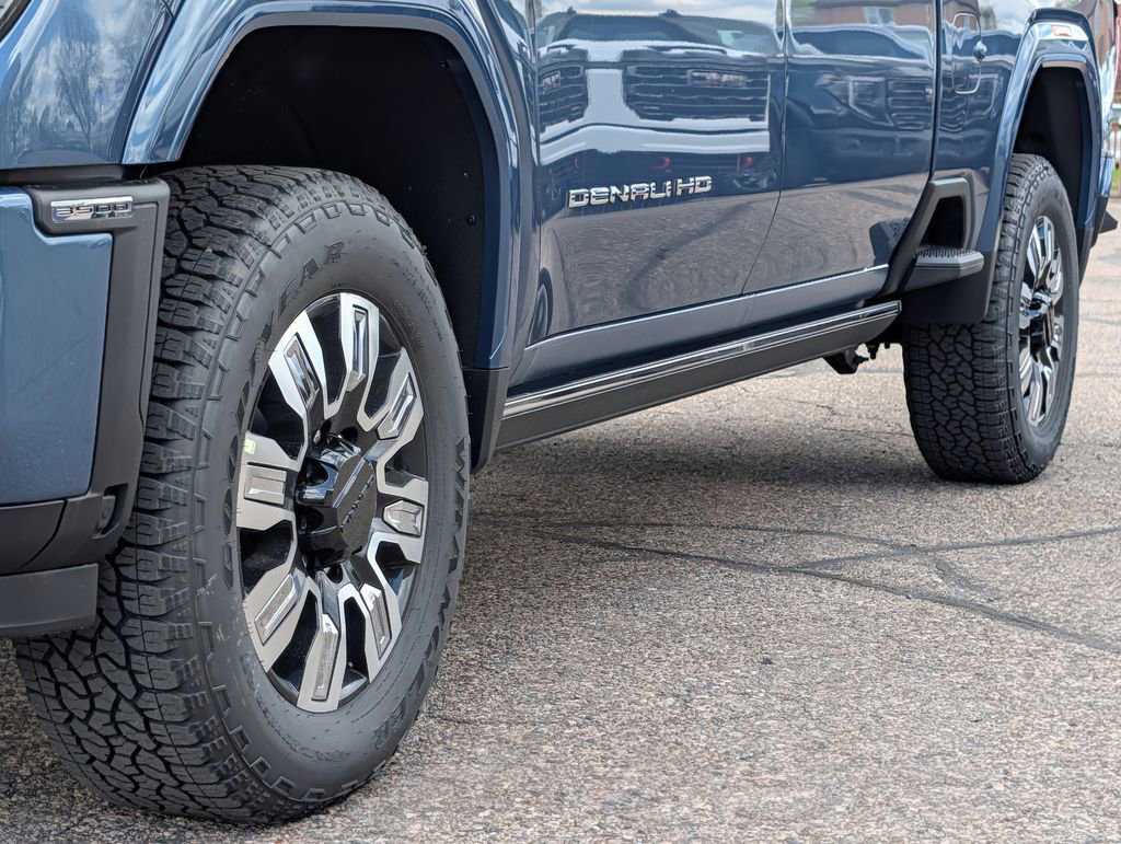 New 2026 GMC Sierra 3500 Denali w/ Denali Reserve Package AWD/4WD image 6