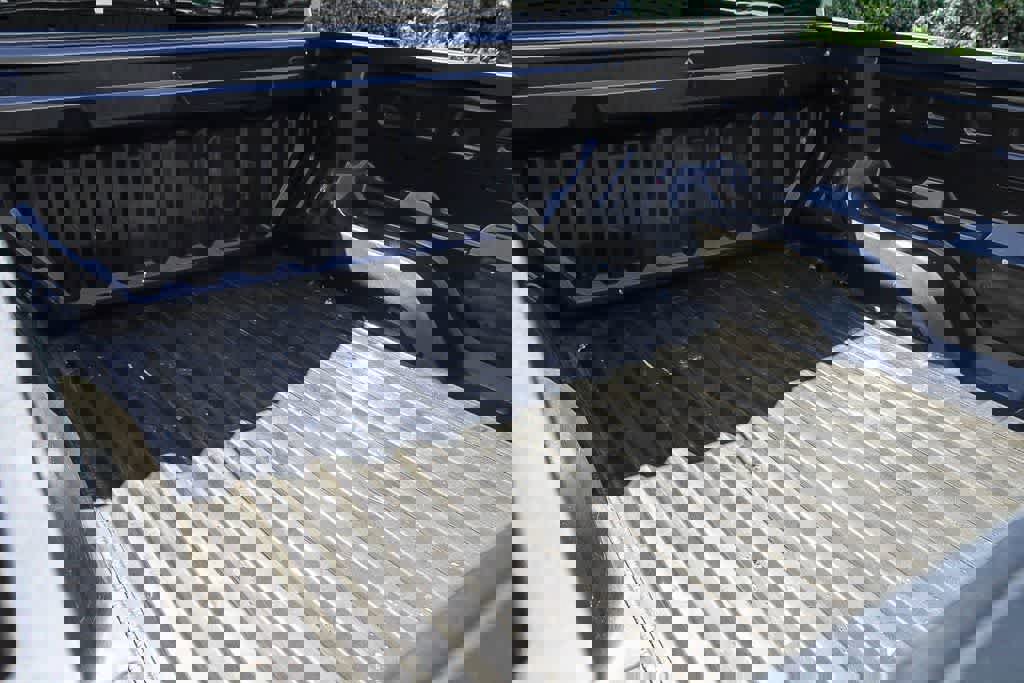 Used 2023 Chevrolet Colorado W/T image 25