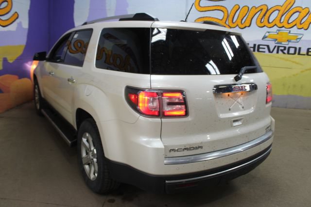 Used 2015 GMC Acadia SLE AWD/4WD image 6