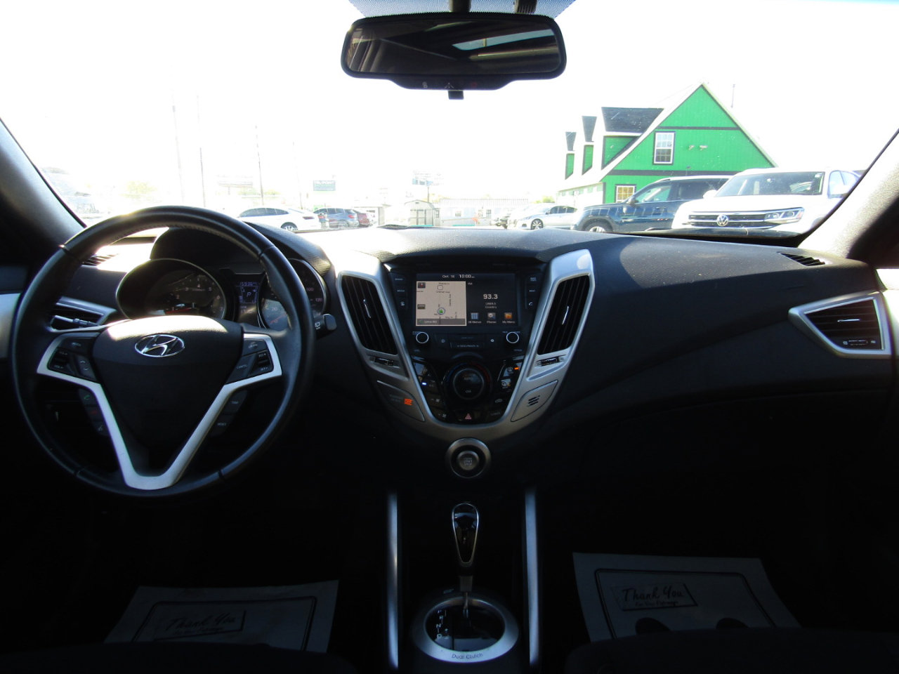 Used 2017 Hyundai Veloster Value Edition image 9