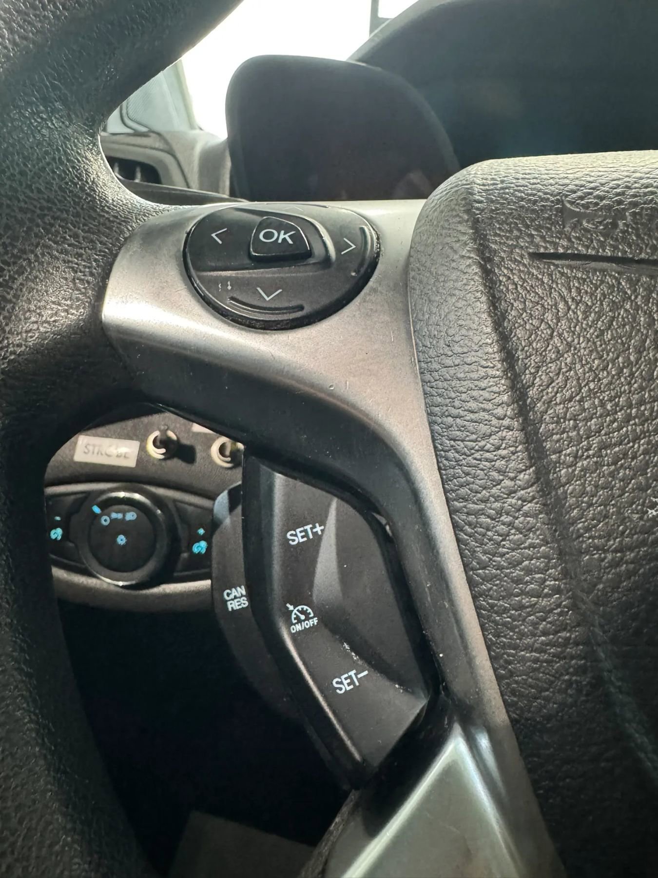 Used 2014 Ford Transit Connect XL FWD image 17