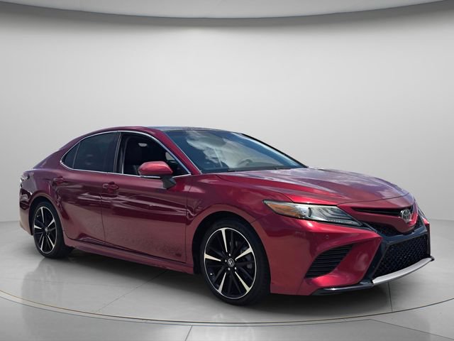 Used 2018 Toyota Camry XSE FWD image 9