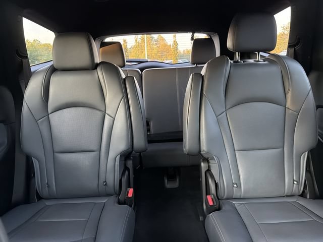 Used 2022 Buick Enclave Essence w/ Sport Touring Edition FWD image 31