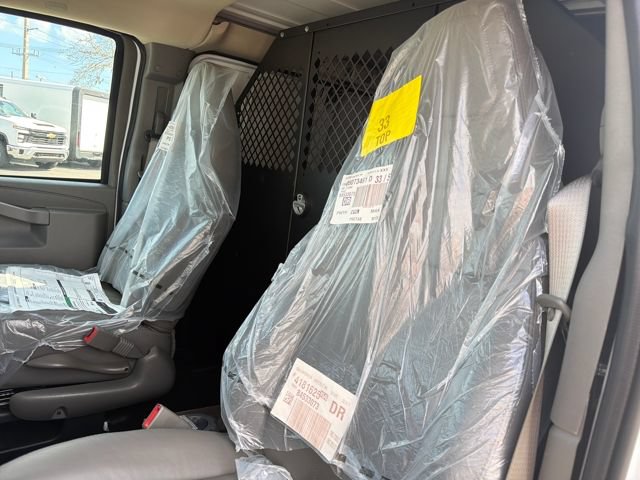 New 2026 Chevrolet Express 2500 w/ Driver Convenience Package RWD image 21