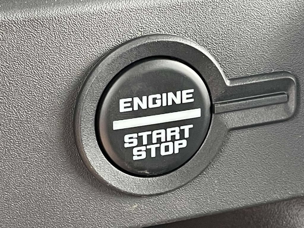 New 2025 Ford Bronco 4-Door AWD/4WD image 22