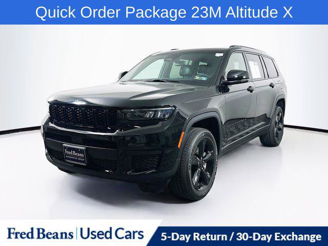 Certified 2025 Jeep Grand Cherokee L Altitude AWD/4WD image 3