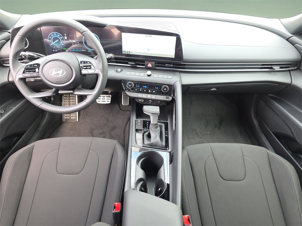 New 2025 Hyundai Elantra SEL image 22