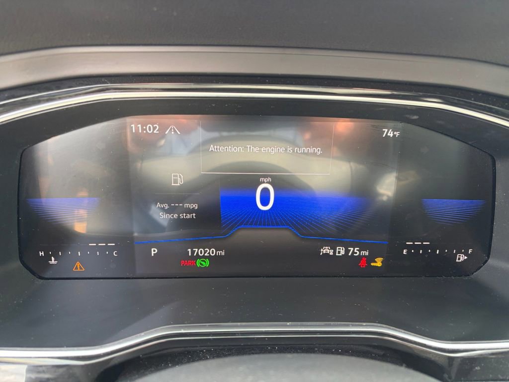 Certified 2023 Volkswagen Jetta SE FWD image 19