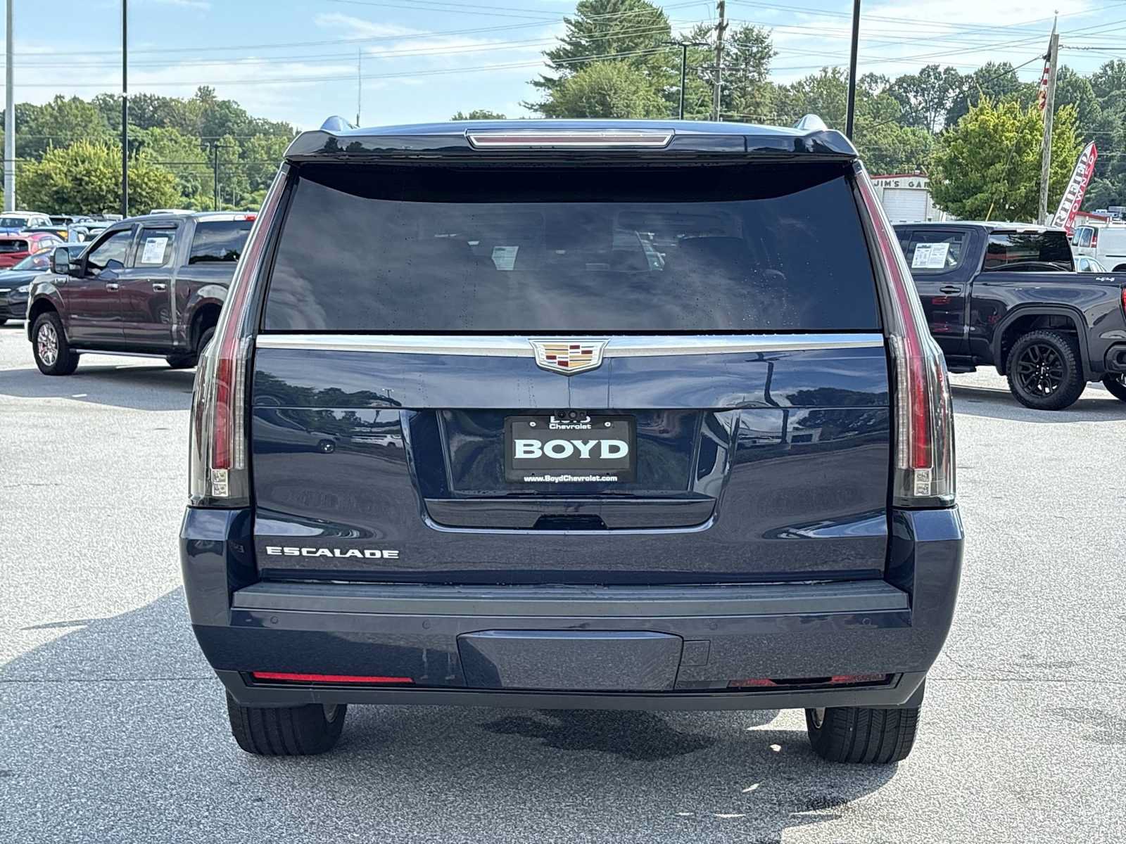 Used 2019 Cadillac Escalade ESV Luxury AWD/4WD image 7