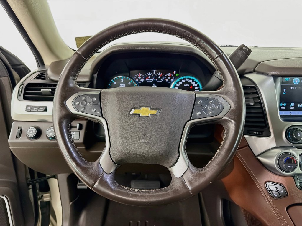 Used 2017 Chevrolet Suburban Premier AWD/4WD image 13