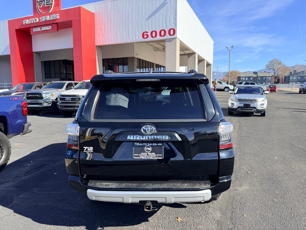 Used 2014 Toyota 4Runner Trail Premium image 35
