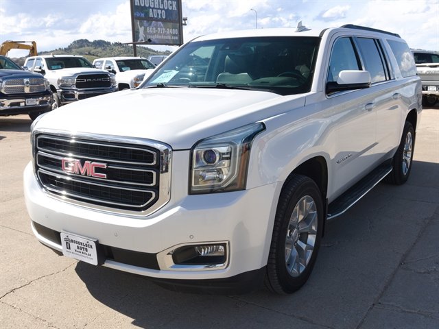 Used 2016 GMC Yukon XL SLT w/ Open Road Package AWD/4WD image 2
